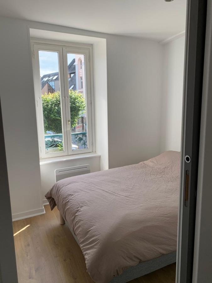 Appartement Au Coeur D'Auray Au 1Er Etage Екстериор снимка