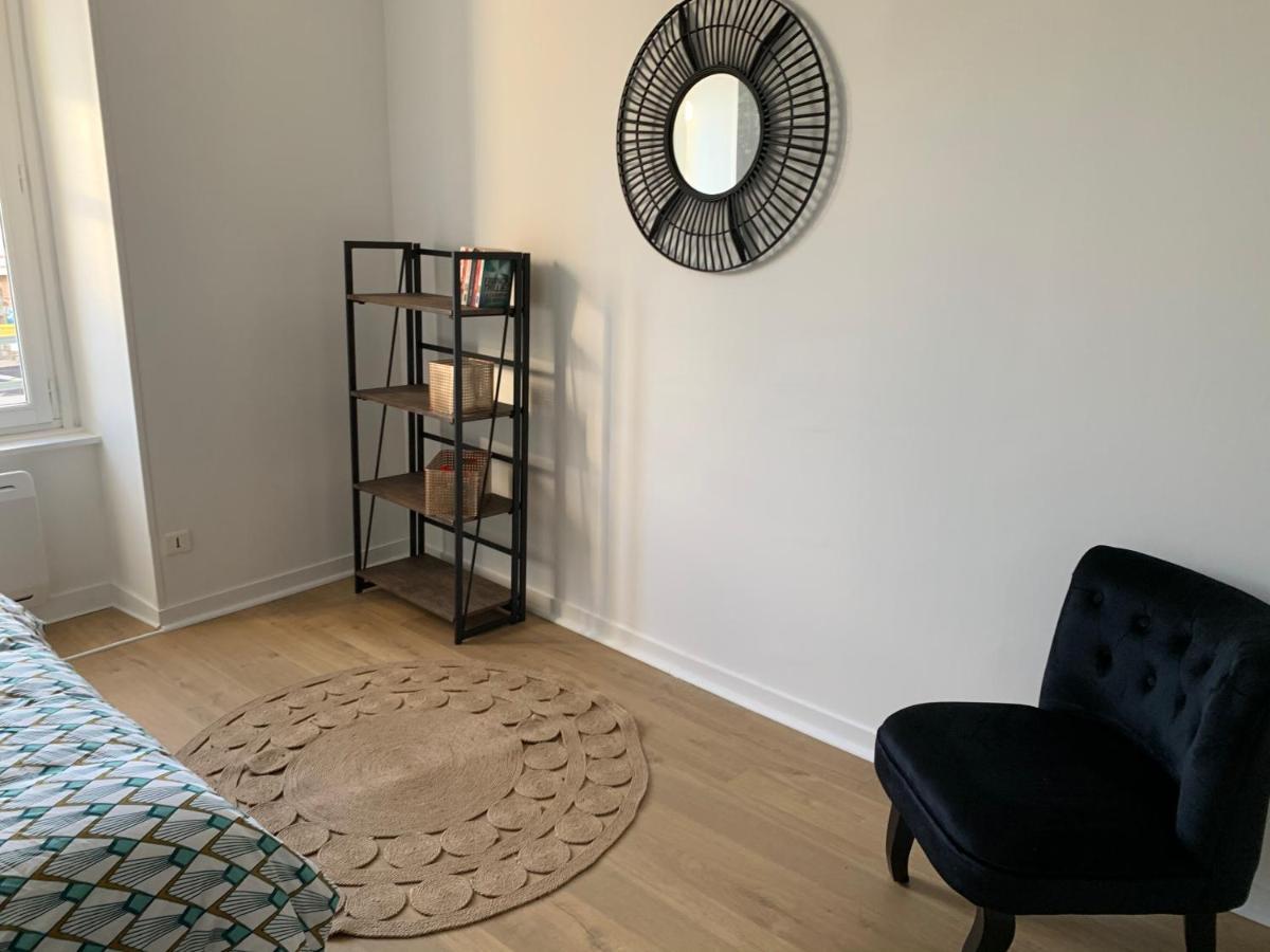 Appartement Au Coeur D'Auray Au 1Er Etage Екстериор снимка